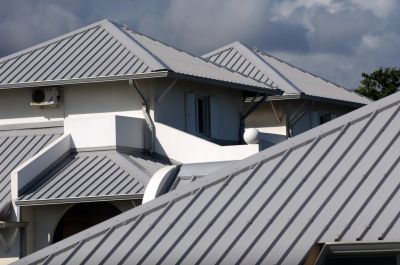 How Long Metal Roof Replacement Typically Lasts
